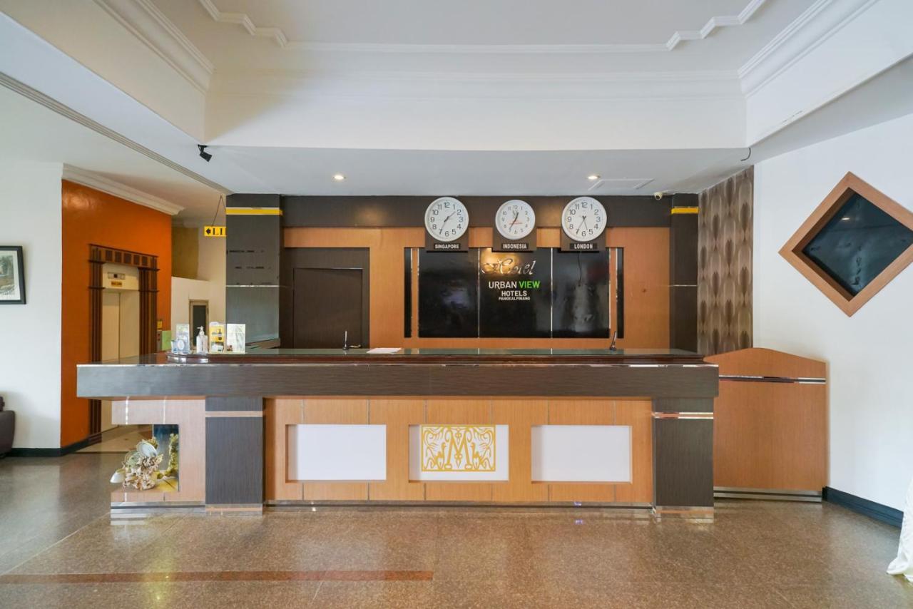 Urbanview By Millenium Hotel Pangkal Pinang Exterior foto
